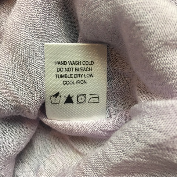 Lovers & Friends Dress Olivia dress in Lilac Palm - Picture 5 of 8